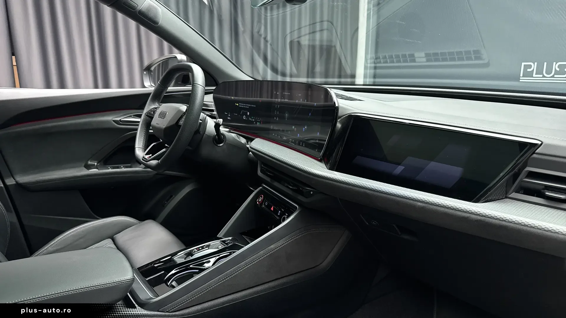 AUDI Q5 în leasing operațional MOOV