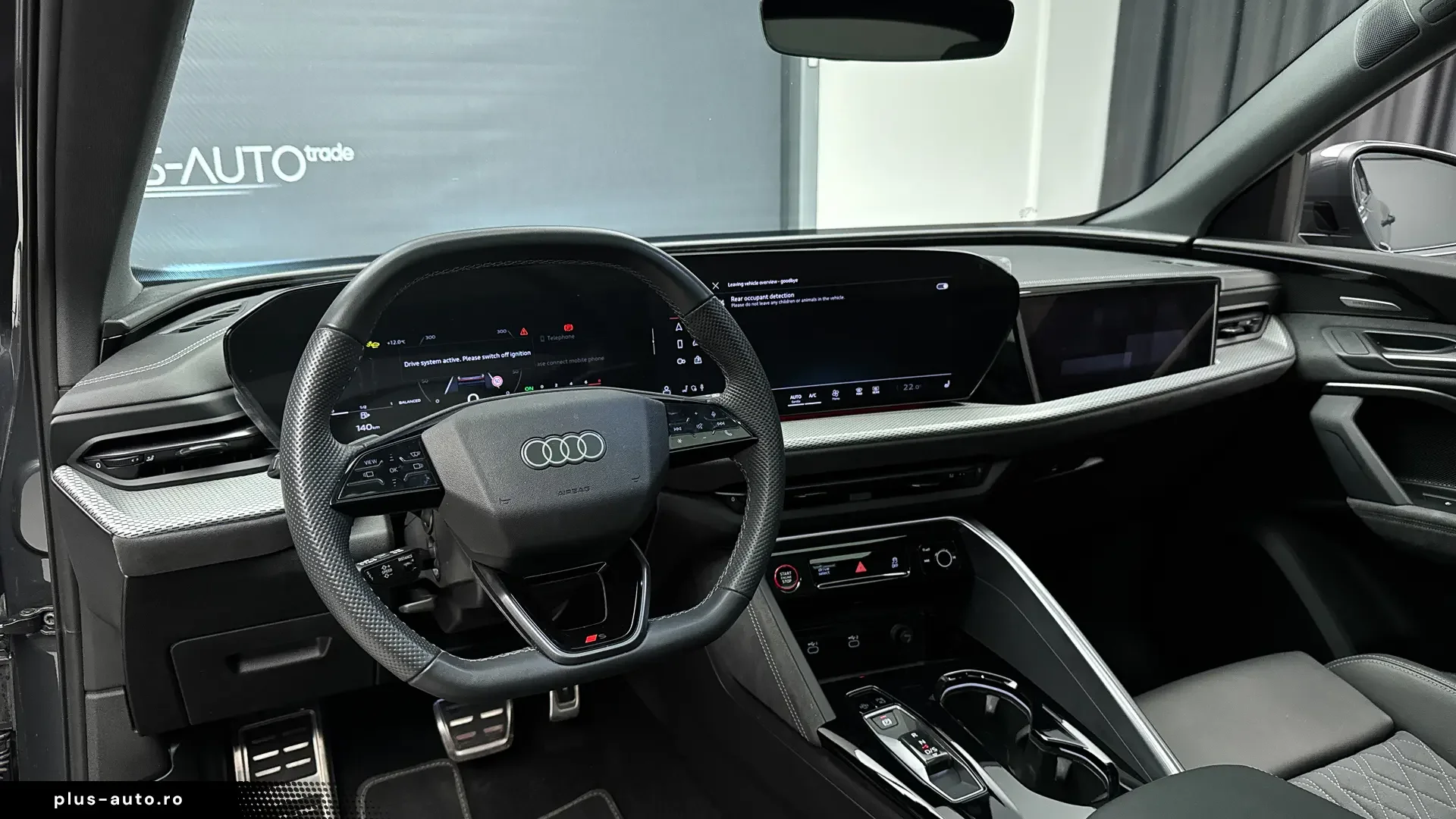 AUDI Q5 în leasing operațional MOOV