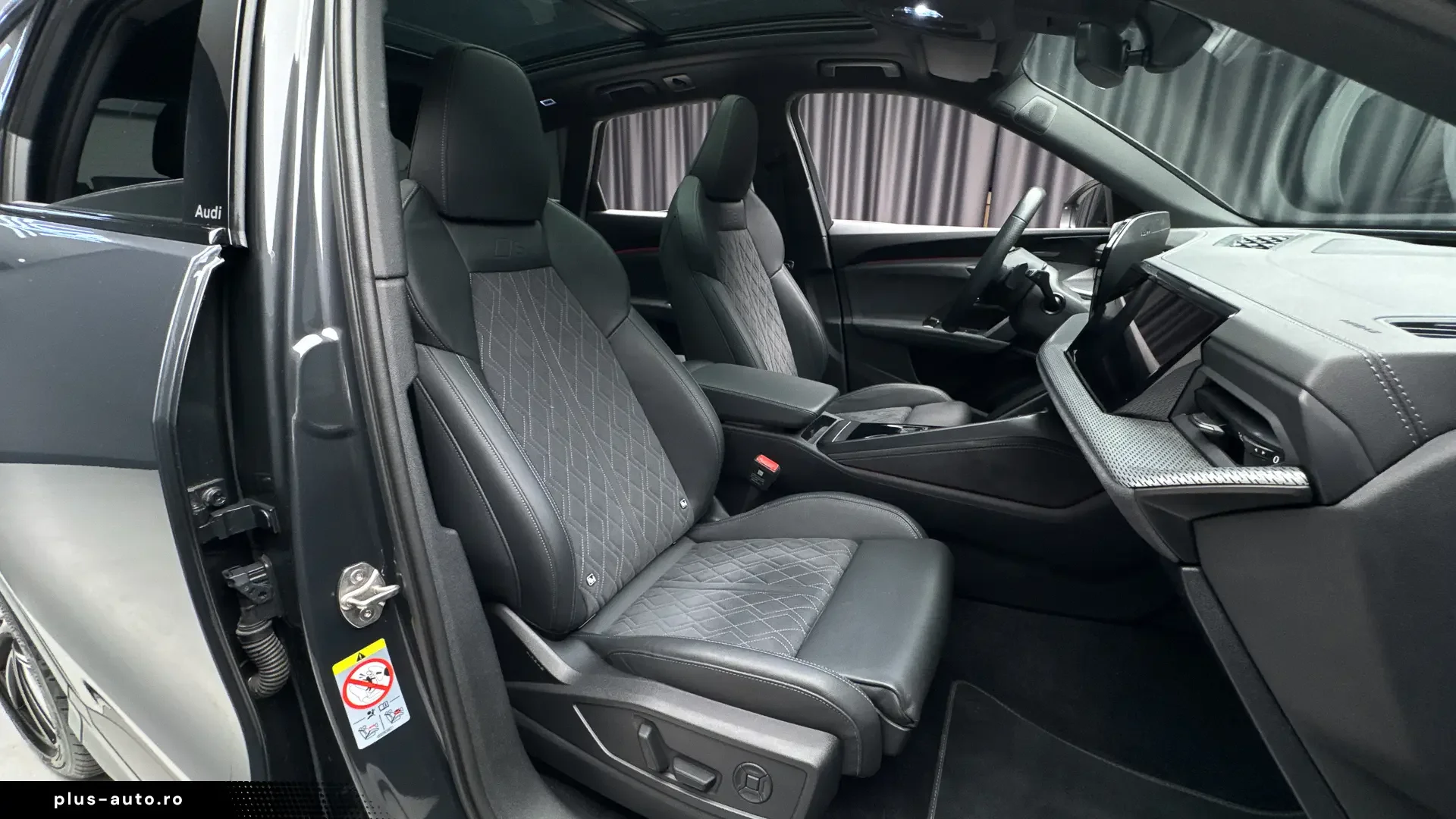 AUDI Q5 în leasing operațional MOOV