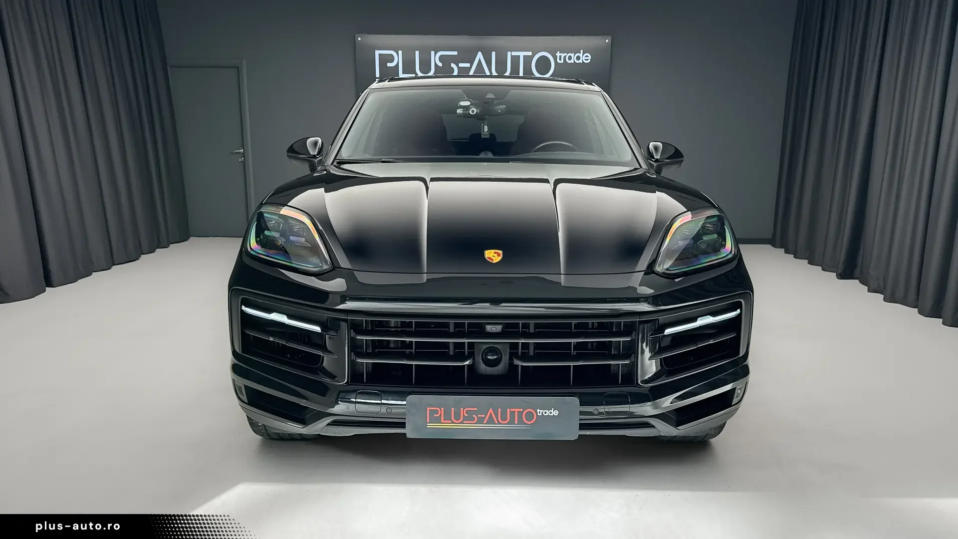 PORSCHE Cayenne în leasing operațional MOOV