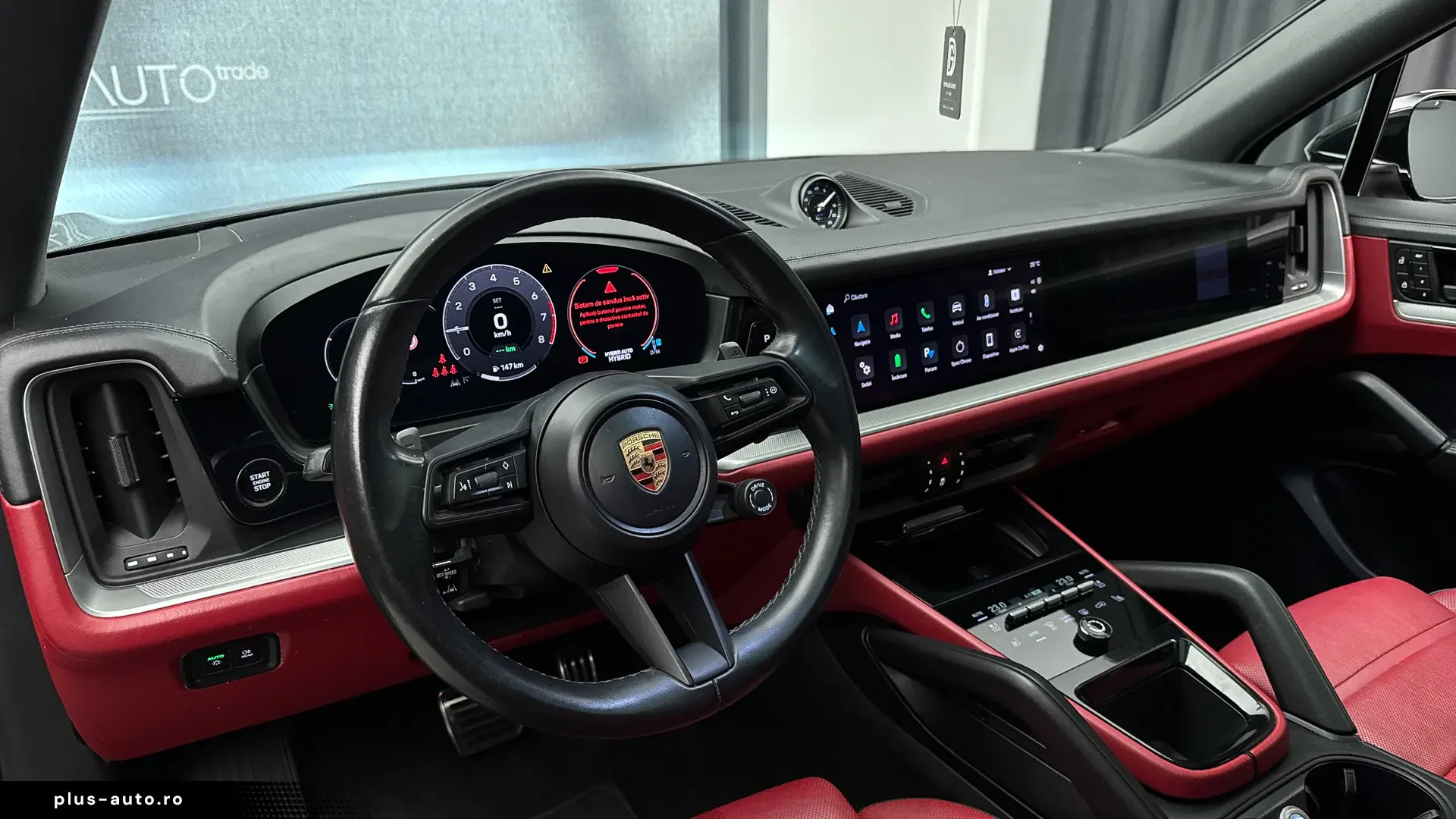 PORSCHE Cayenne în leasing operațional MOOV